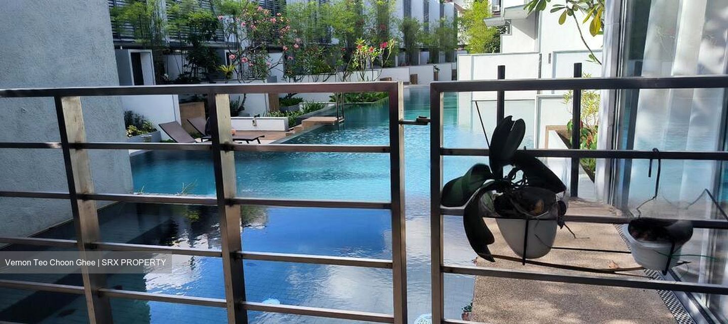 Gilstead Brooks (D11), Terrace #460753591